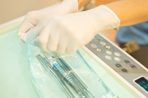個別の滅菌パックで器具はいつも清潔